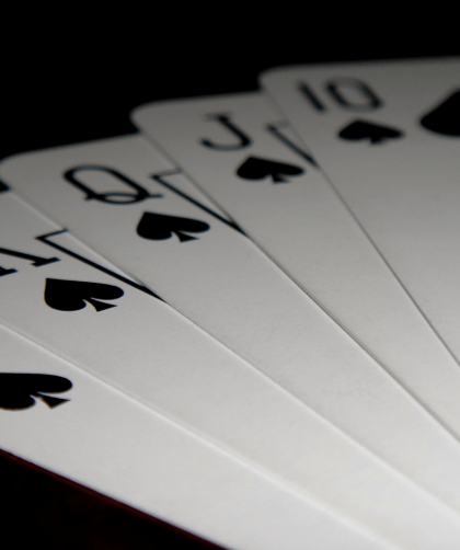 Winning Hands and High Risks Poker Gambling Dynamics